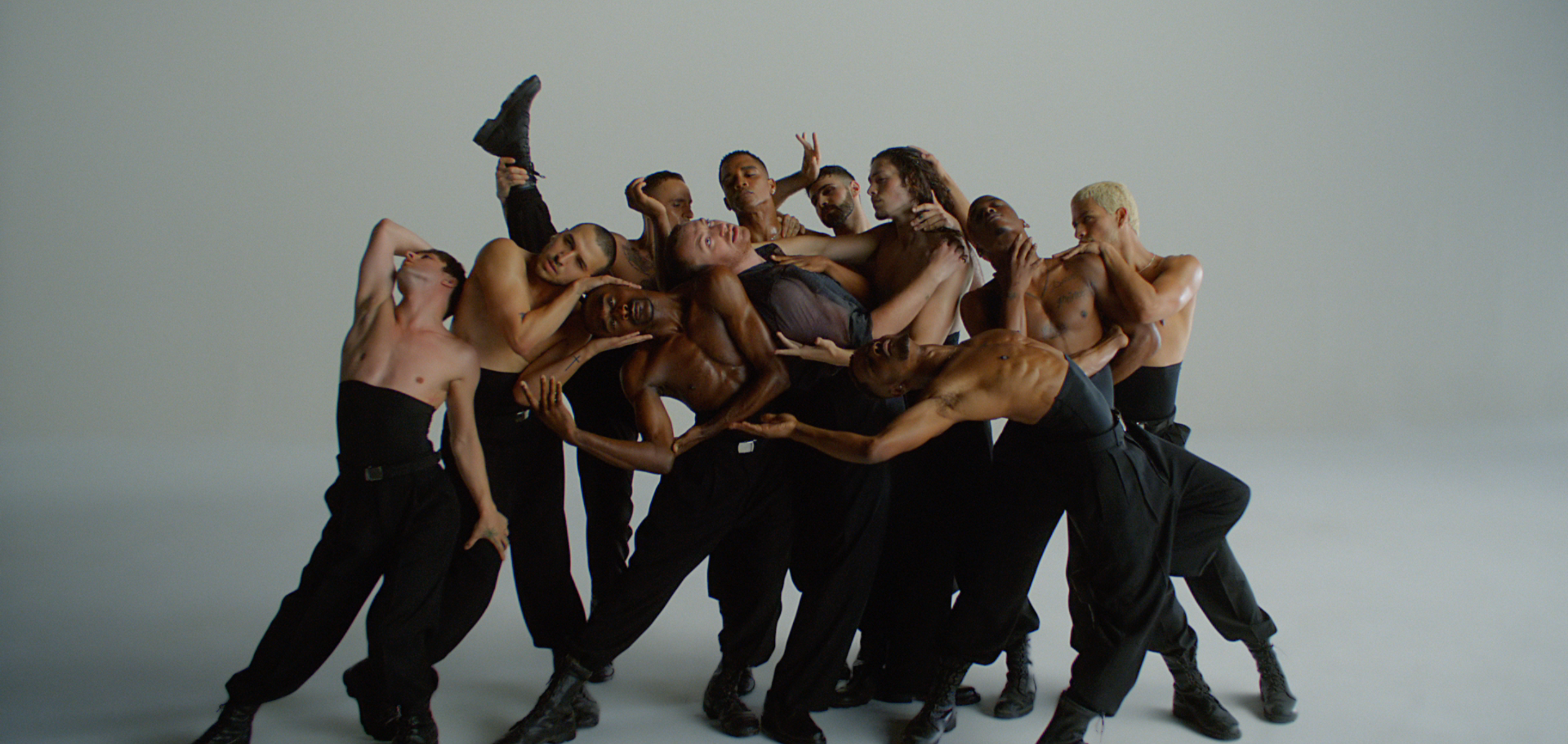 Sam Smith - How Do You Sleep — frame 4