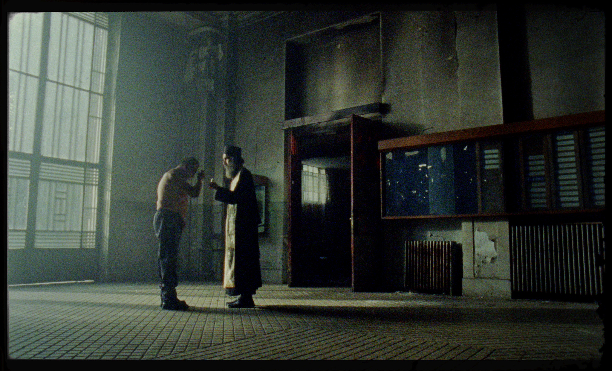 Young Fathers - He Needs Me — frame 3