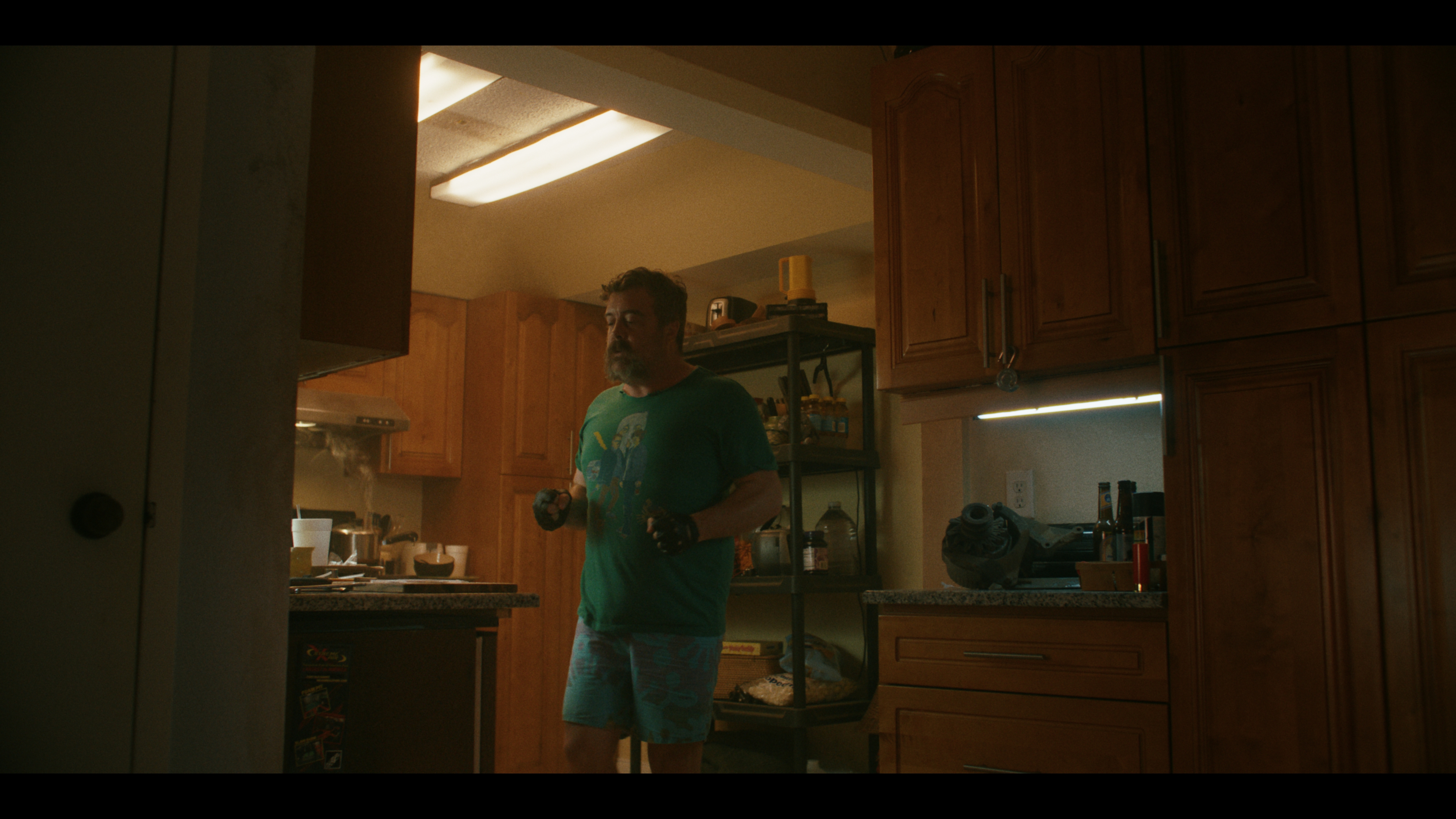 Idiots — frame 1