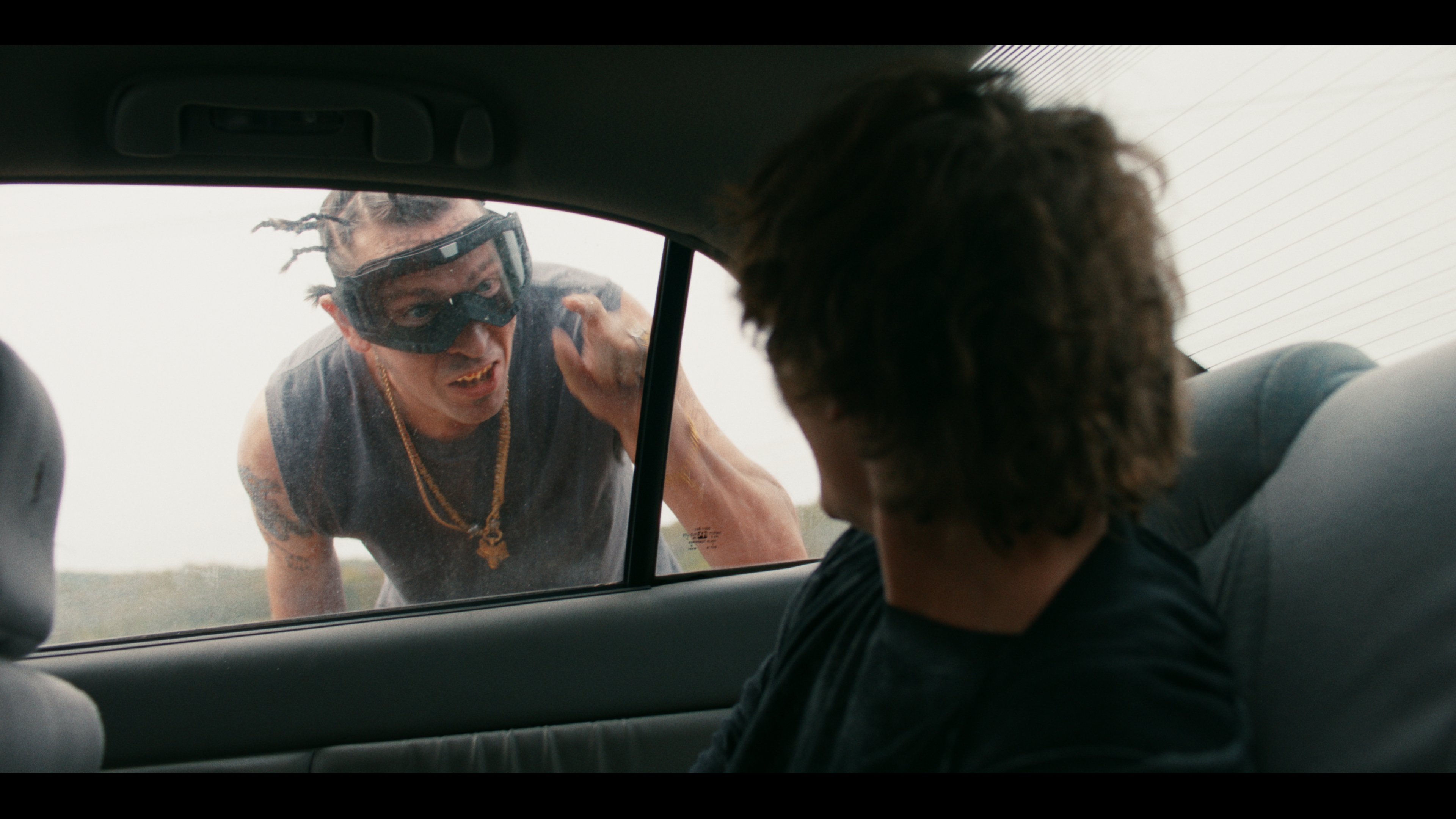 Idiots — frame 62